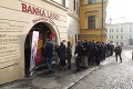 Unikátne gesto Banky Lásky pre Slovákov v karanténe: Odkazy najbližším z pera samotného Sládkoviča!