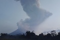 Indonézska sopka Merapi sa opäť prebudila: Obyvateľstvo je v strehu