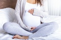 Obavy tehotných žien potvrdené! Vedci zistili, či sa môže dieťa infikovať koronavírusom od matky