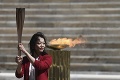 Olympijský oheň odovzdali pred prázdnymi tribúnami japonským organizátorom