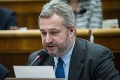 Poslanec Dostál navrhuje disciplinárne konanie voči Andrejovi Dankovi