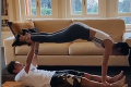 Dybala chce zostať fit aj v karanténe: Tréning so sexi priateľkou