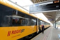 RegioJet prijal pre nový koronavírus viacero opatrení, bez tohto vás do vlaku nepustia