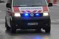 Dvom mladíkom v Bratislave prekážala odstavená záchranka: Nechutné, čo mali vodičovi urobiť