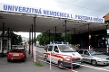 Nemocnica v Košiciach zastavuje operácie: Výnimku majú títo pacienti