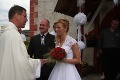 Banskobystrický župan Kotleba sa v sobotu oženil: Svadba s mladučkou Frederikou!