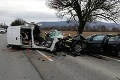 Vážna nehoda na východe Slovenska: Dve autá sa čelne zrazili, zostali z nich len vraky