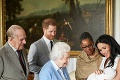Harry s Meghan bábätko ešte neukázali princovi Charlesovi, ani Williamovi s Kate: Výnimku dostala jediná žena!