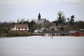 V Británii vyčíňa ďalšia víchrica: Opäť hrozia povodne