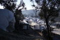 Štvrtý deň protestov kvôli záchytným táborom pre migrantov: Grécky premiér reaguje