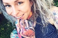 Blondínka minula desaťtisíce na tetovania, plastiky a pírsingy: Na FOTO pred premenou ju nespoznáte