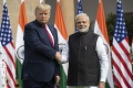 Trump počas prvej návštevy Indie uzavrel obchod: Krajina nakúpi od USA zbrane za 3 miliardy dolárov