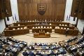 Slováci si o dva mesiace vyberú svojich zástupcov v parlamente: Kto vyhrá voľby podľa stávkarov?!