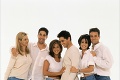 Hviezda Priateľov zverejnila fotku a ľudia sa roztápajú: Seriáloví zaľúbenci Monica a Chandler po rokoch