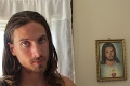 Internetom kolujú fotky ľudí s ich dvojníkmi: Počkajte, keď uvidíte Ježiša!