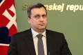 Predseda parlamentu Danko pre opozičnú obštrukciu prerušil schôdzu