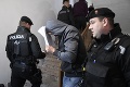 V prípade výbuchu bytovky v Prešove sú obvinení traja ľudia: Vypočúvanie pred sudcom