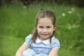 Malé dievčatko stále zastavujú na ulici: Tá podoba s princeznou Charlotte je neskutočná!