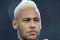 Takto dopadol chýrny Neymar: Po ružových vlasoch musel dohola!