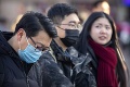 Nepôjdu do práce a do škôl: Čína pre nový vírus predĺžila novoročné voľno