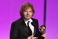 Ed Sheeran má ťažké srdce na slávneho kamaráta: Zmätky so zásnubami!