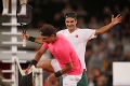 Federer mal prekvapivého pomocníka: Proti Nadalovi si zahral aj známy boháč
