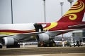 Chaos okolo pristátia čínskeho lietadla v Bratislave: Číňanom posielame rúška za 3 milióny €