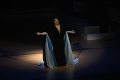 Zahraničná hviezda si z Plesu v opere odnáša výnimočnú pamiatku: Róba, z ktorej bola unesená
