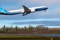 Firma sa pokúša o nápravu imidžu: Odprezentovala prvý skúšobný let Boeingu 777X