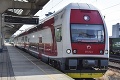 Železničná spoločnosť čaká nápor cestujúcich: Cez Veľkú noc vypraví mimoriadne rýchliky aj posilové vlaky