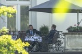 Exkluzívne fotky z tajného rokovania na Úrade vlády: To vás prekvapí, s kým sedel Pellegrini na balkóne!