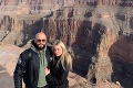 Český bojovník MMA Martínek a pornoherečka Lenka: Zásnuby v Grand Canyone!