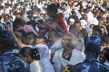 Tragický koniec osláv v Etiópii: Po páde plošiny hlásia mŕtvych a zranených