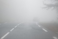 Vodiči, pozor na rannú hmlu: V týchto okresoch to bude najhoršie