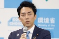 Japonský minister ide príkladom: Čo spraví po narodení dieťaťa je pre mnohých mužov nepredstaviteľné