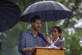 Britské médiá nemilosrdne kritizujú Harryho a Meghan: Kráľovná podľahla ich drzým požiadavkám