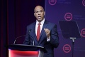 Americké prezidentské voľby sa blížia: Senátor Cory Booker odstúpil z boja