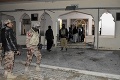 Večerná modlitba skončila krviprelievaním: Výbuch v mešite si vyžiadal 10 obetí