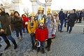 Do Bratislavy zavítali vo veľkom štýle traja králi: Centrom mesta sa promenádovala aj ťava