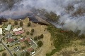 Požiare v Austrálii sa ešte viac rozhoreli: Otec a syn prišli o život, keď bránili svoj dom