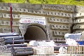 Podozrivý biznis pri výstavbe Višňového: Peniaze z tunela idú blízkym daniarov