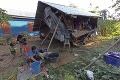 Filipínami sa prehnal supertajfún Goni! Obrovské škody, milión ľudí museli evakuovať