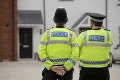 Britská polícia zatkla 44 osôb: Všetci boli zapletení do sexuálneho zneužívania detí