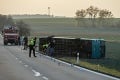 Havaroval autobus so 60 cestujúcimi: Hlásia 29 zranených, najhoršie skončilo mladé dievča