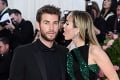 Tajomný odkaz Miley Cyrus na výročie svadby: Ľútosť nad rozchodom s bývalým?