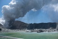 Počet obetí stúpa: Erupcia novozélandskej sopky si vyžiadala už 8 ľudských životov
