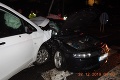 Mladá vodička spôsobila vážnu haváriu: Vo Zvolene sa zranilo 9 ľudí!