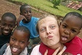 Slovenka Patrícia s mamou odleteli pomáhať do Afriky: V Ugande sme opravili školu a makali aj na plantáži