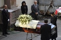 Na pohrebe nepútala pozornosť: S Gottom († 80) sa prišla rozlúčiť aj vzácna návšteva zo zahraničia