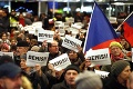 Babišovu rezignáciu požadovali v Prahe desaťtisíce ľudí: Vodí ľudí za nos a klame